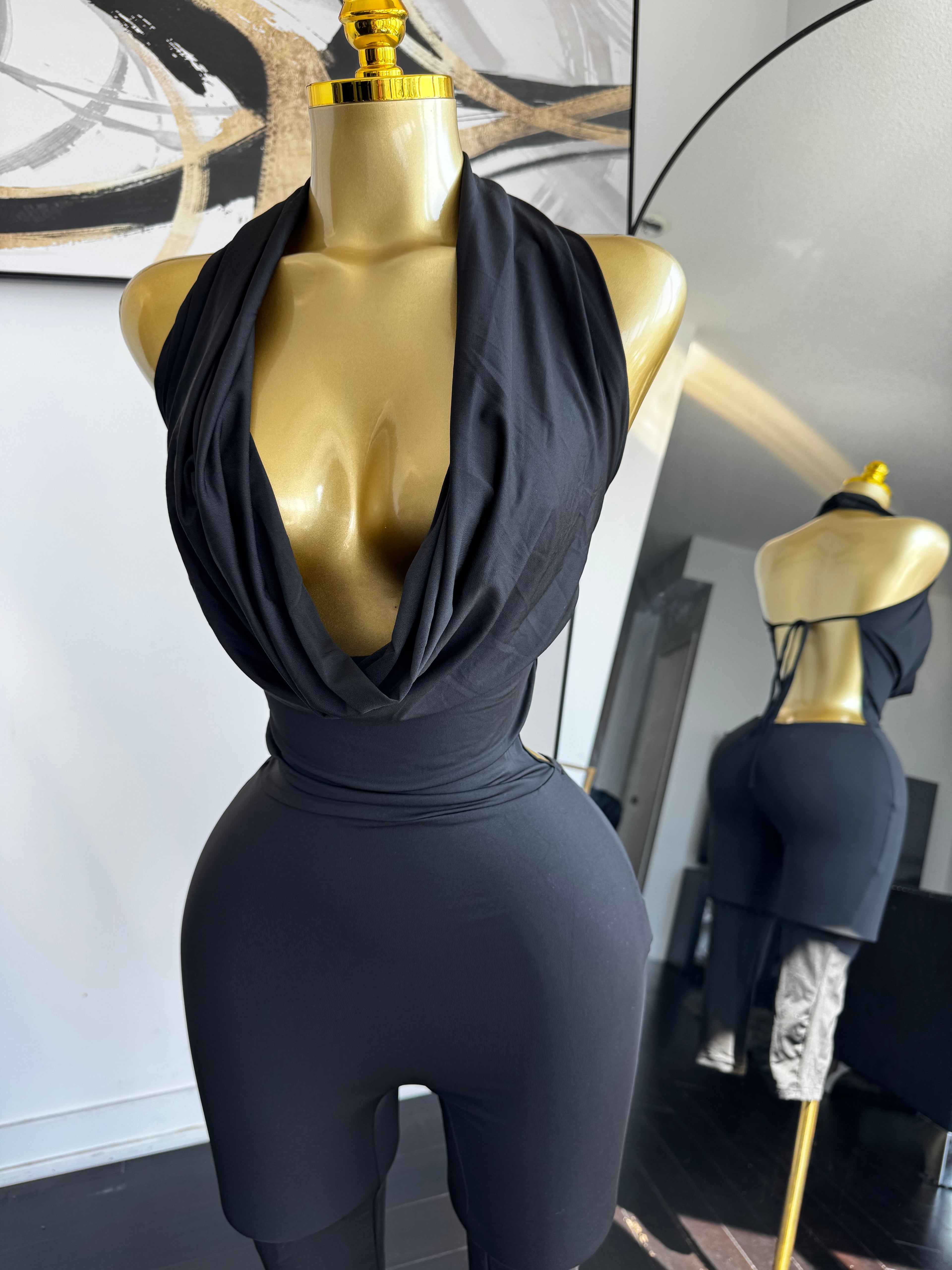 Halter wing neck backless capri romper